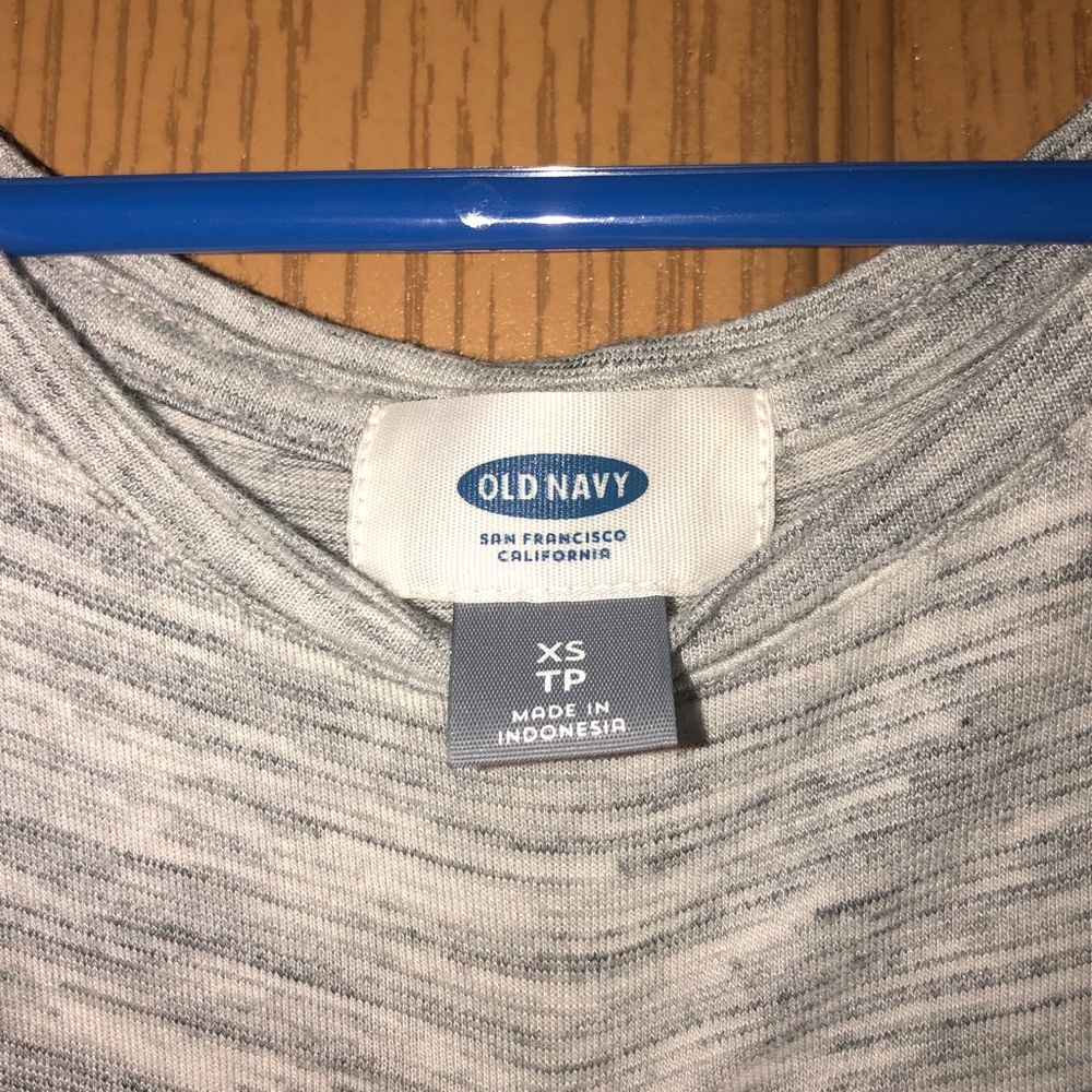 t-shirt - Picture 2 of 3